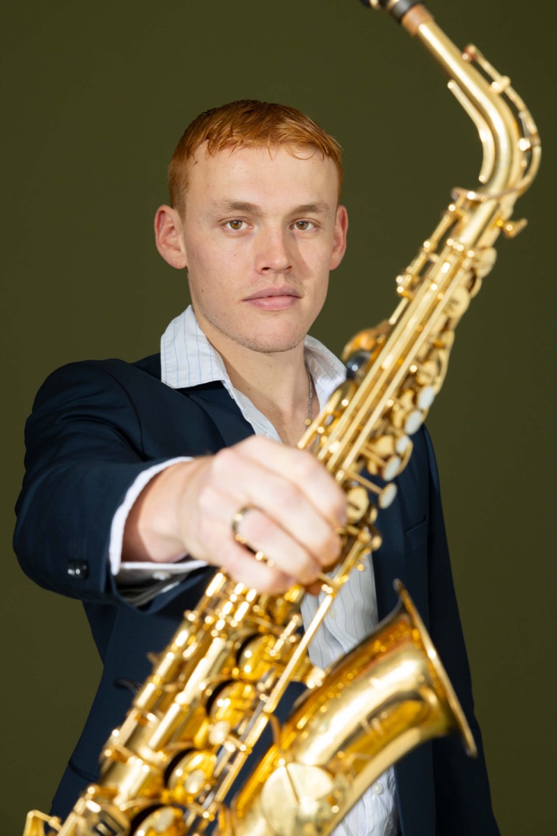 Ambiance soirée privée avec saxophone live